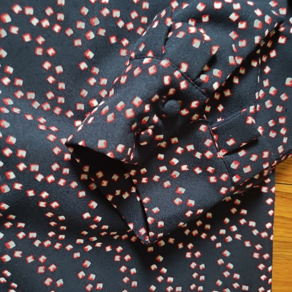 NWOT Banana Republic Navy Printed Long Sleeve w/ ruffle key hole back of Dress - Picture 9 of 10